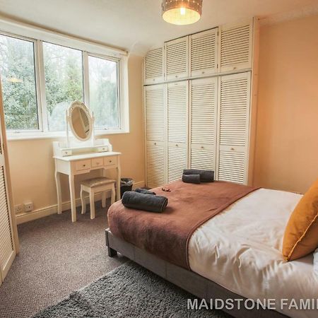 Maidstone Family Homes Upper Road Cottage 외부 사진