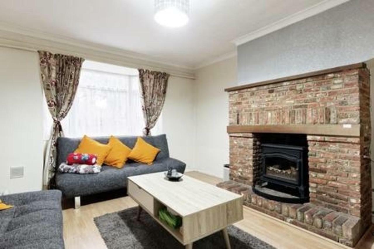 Maidstone Family Homes Upper Road Cottage 외부 사진