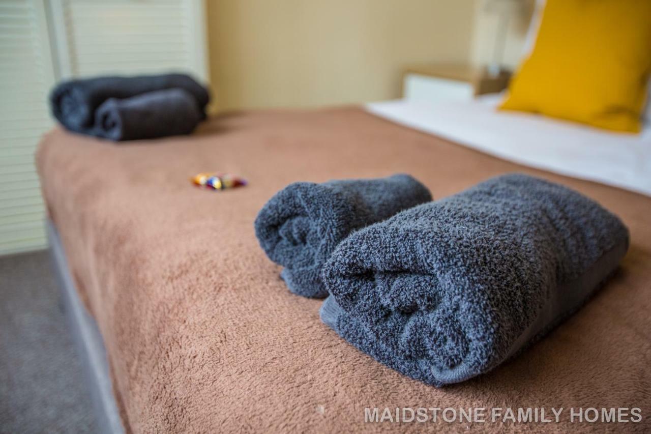 Maidstone Family Homes Upper Road Cottage 외부 사진