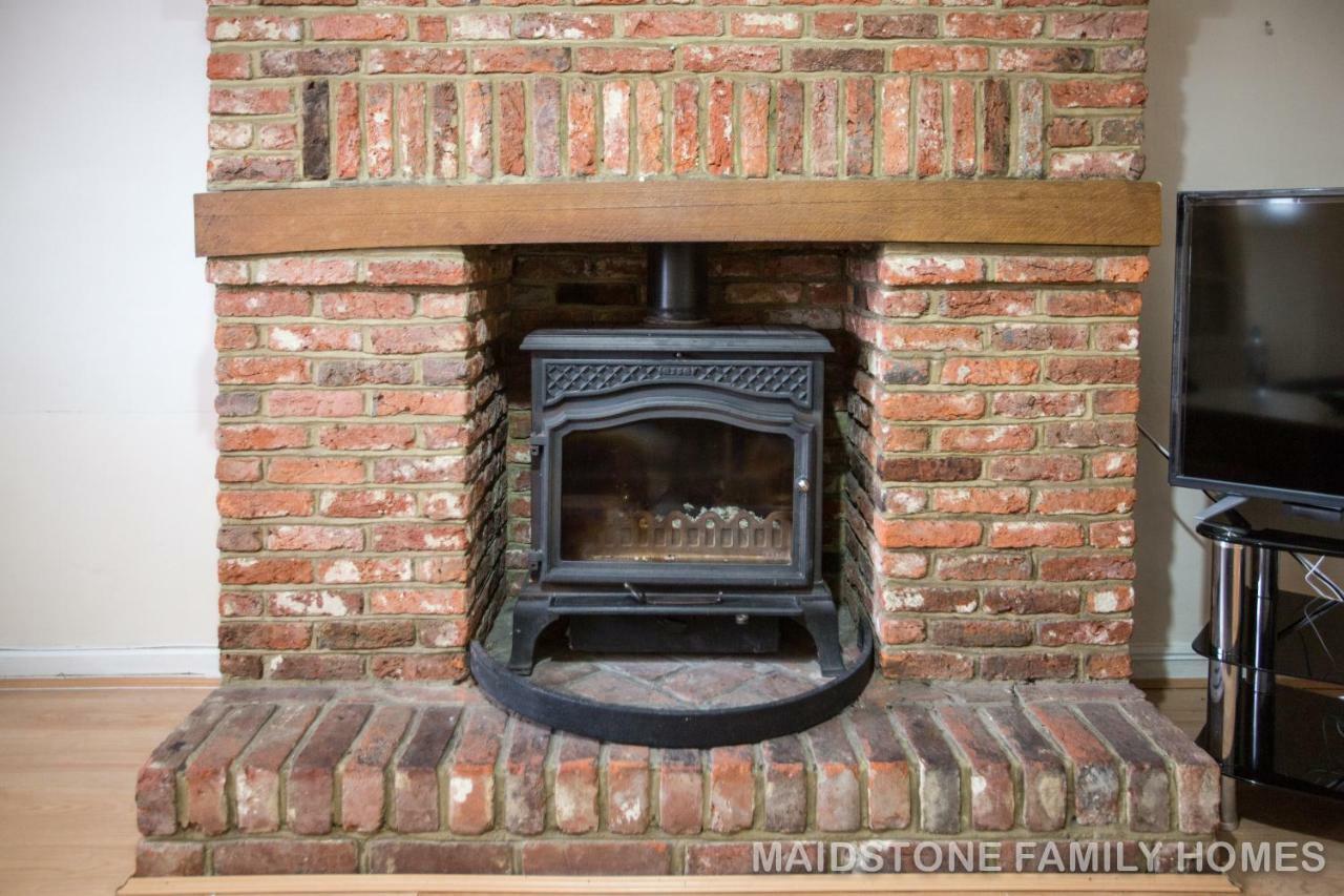 Maidstone Family Homes Upper Road Cottage 외부 사진