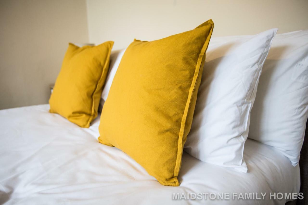 Maidstone Family Homes Upper Road Cottage 외부 사진