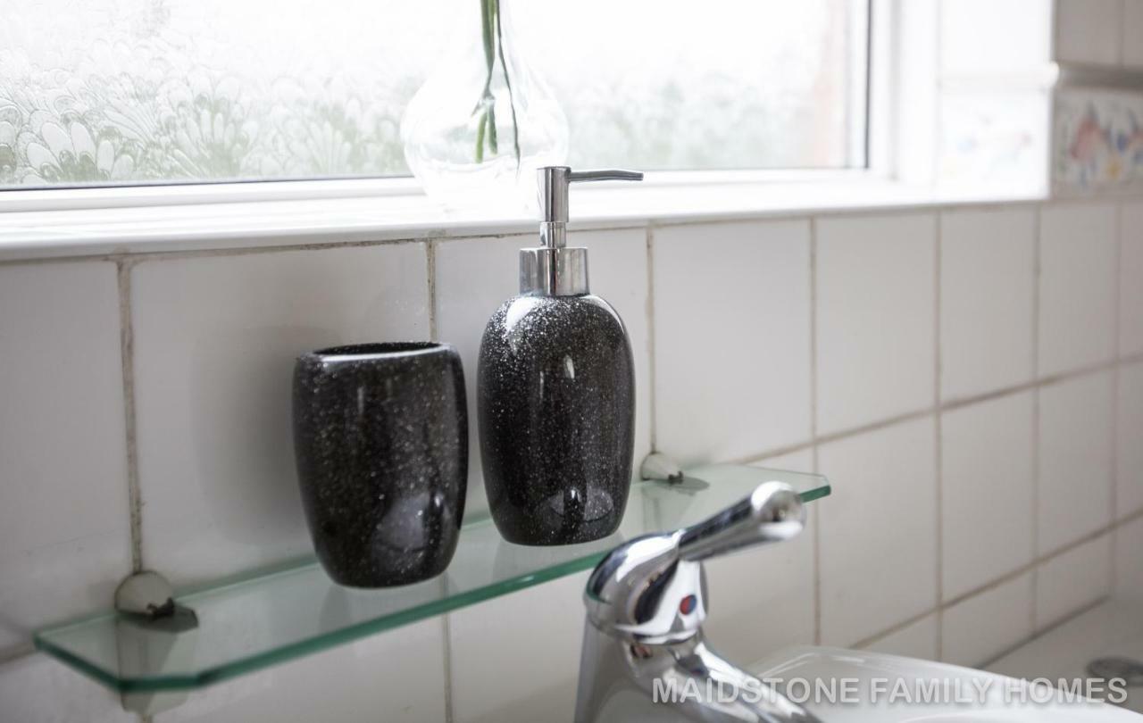 Maidstone Family Homes Upper Road Cottage 외부 사진