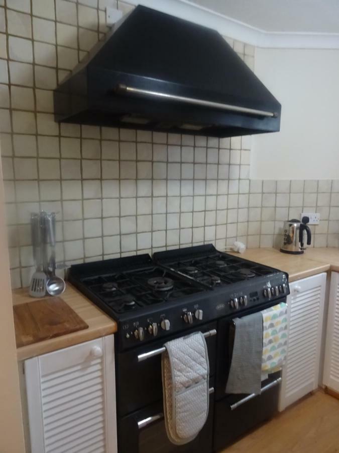 Maidstone Family Homes Upper Road Cottage 외부 사진
