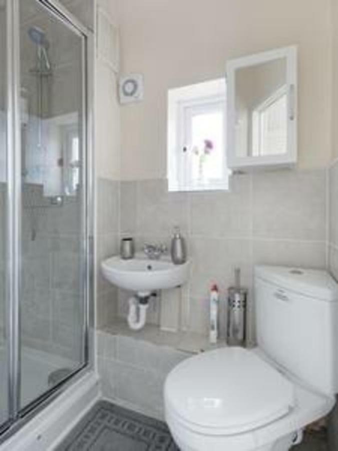 Maidstone Family Homes Upper Road Cottage 외부 사진